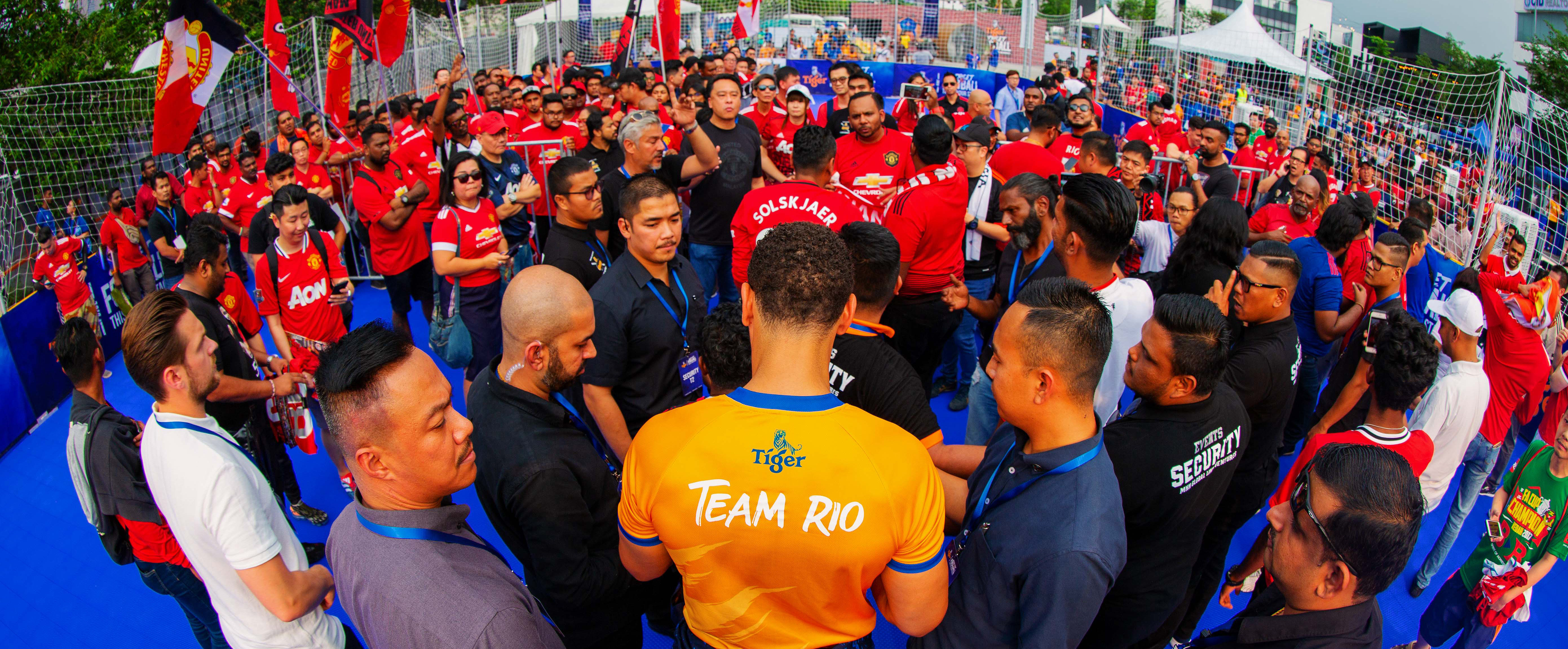 Rio Ferdinand meeting fans at Tiger Street Football Festival 2019_01-v3